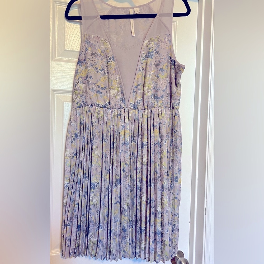 LC Lauren Conrad Pleated Dress - Sz 16
